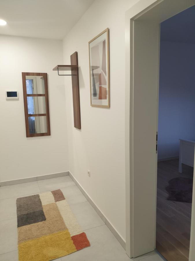 Apartman Viktoria Тузла Экстерьер фото